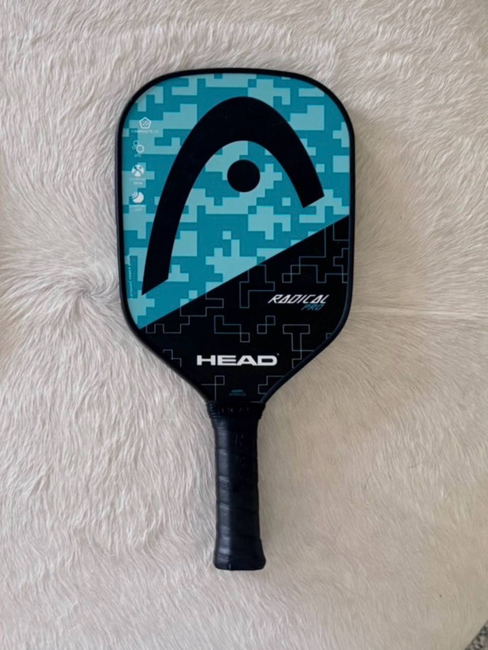 Head Radical Pro Pickleball Paddle in Teal and Black